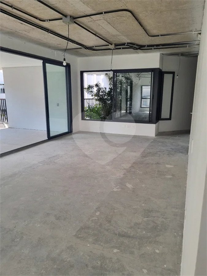 Apartamento à venda com 4 suítes em Cerqueira César, São Paulo, SP
