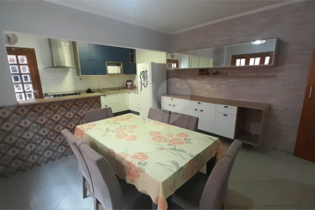 Sobrado à venda com 3 quartos, sendo 1 suíte, em Jardim Prudência, São Paulo, SP