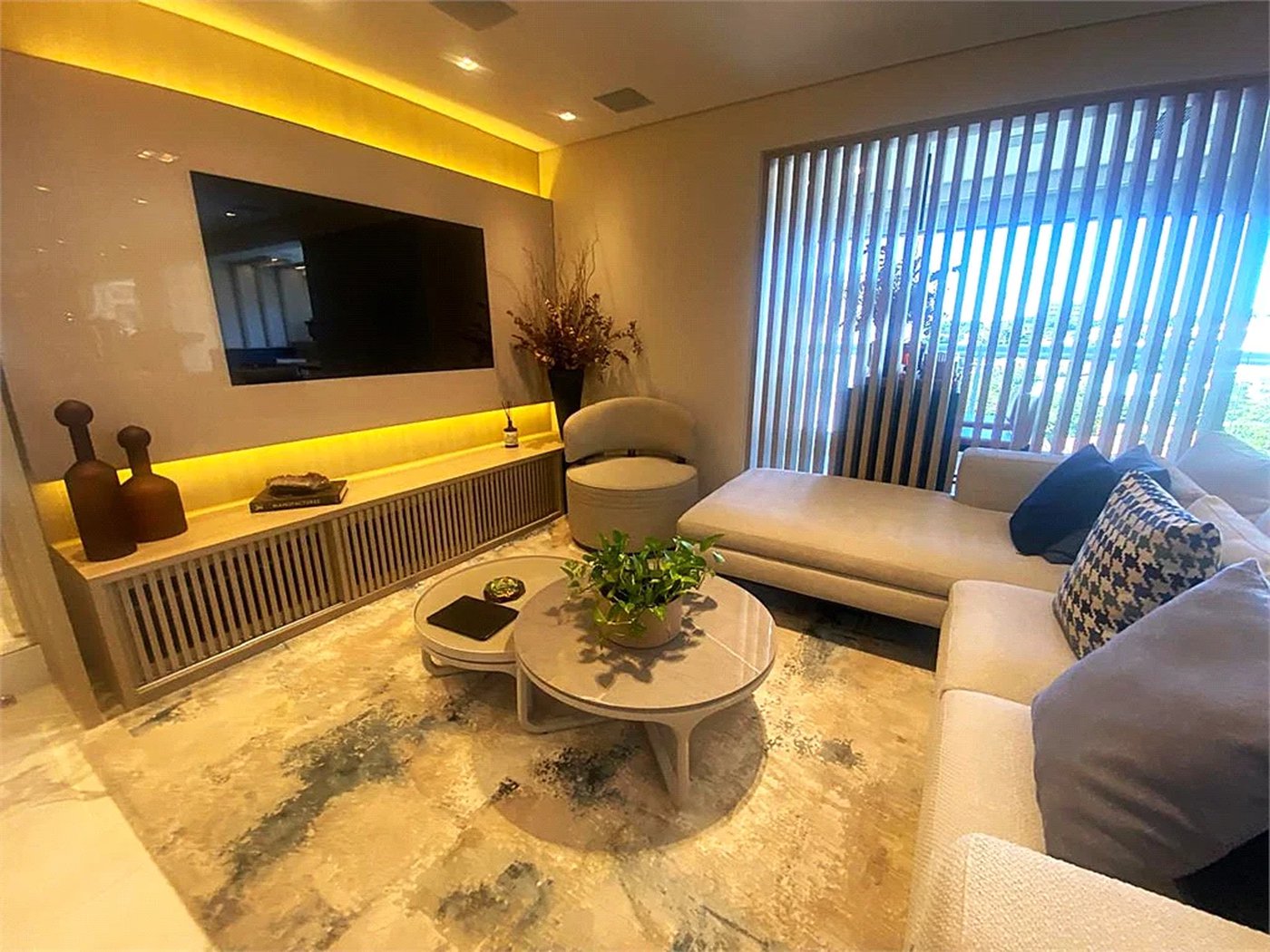 Apartamento à venda com 3 suítes em Vila Leopoldina, São Paulo, SP