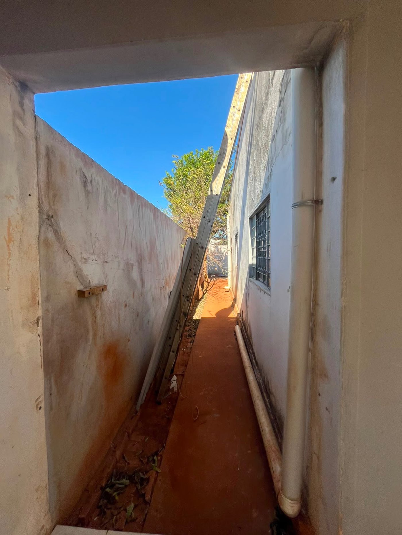 Casa à venda com 2 quartos em Jardim das Américas, Três Lagoas, MS