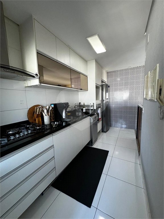 Apartamento à venda com 3 quartos, sendo 1 suíte, em Parque Reboucas, São Paulo, SP