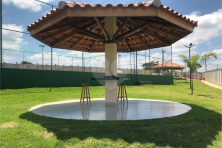Casa à venda com 3 quartos, sendo 1 suíte,  no condomínio Vila Ytu, Indaiatuba - SP