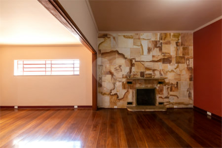 Casa à venda com 4 quartos, sendo 2 suítes, em Perdizes, São Paulo, SP