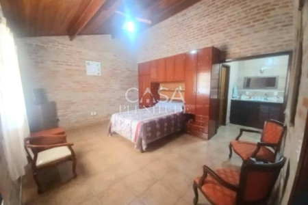 Chácara à venda com 2 suítes em Araçoiaba da Serra, SP