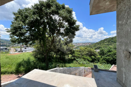 Casa à venda com 4 suítes no condomínio Itapora, Atibaia - SP