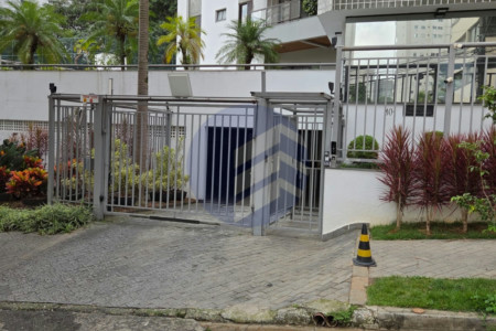 Apartamento à venda com 3 quartos, sendo 1 suíte, em Vila Andrade, São Paulo - SP