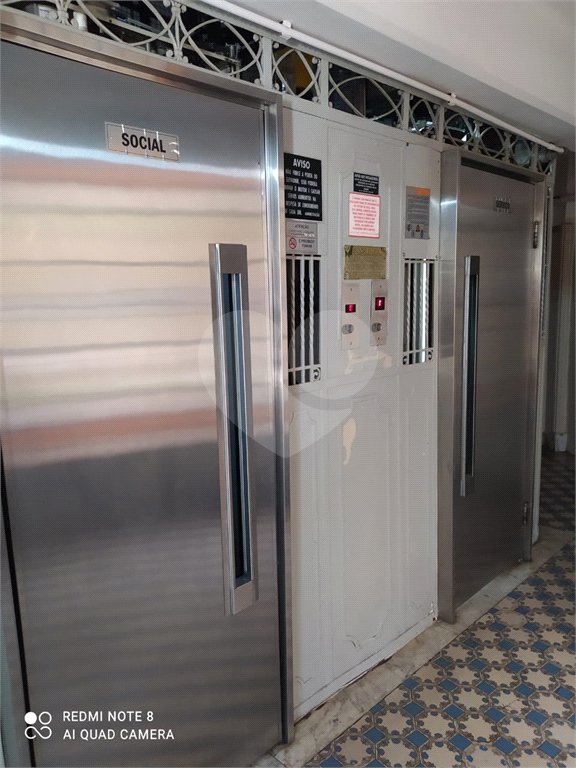 Apartamento à venda com 2 quartos, sendo 1 suíte, no Centro, São Paulo, SP