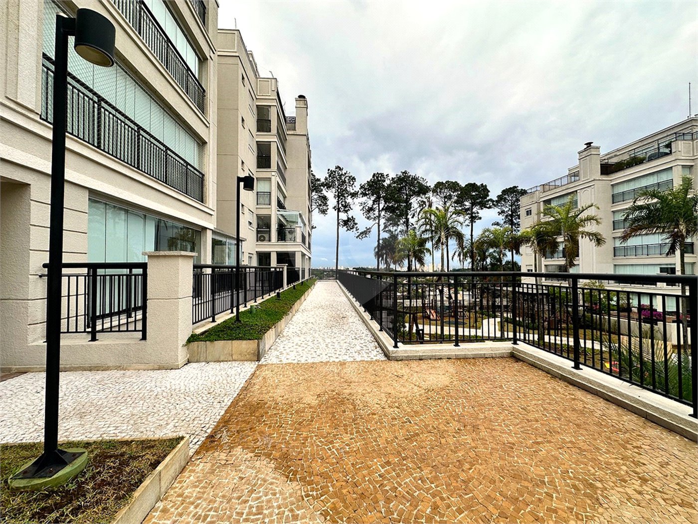 Apartamento à venda com 3 quartos, sendo 2 suítes, em Tremembé, São Paulo, SP