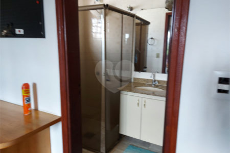 Sobrado à venda com 5 quartos, sendo 4 suítes, em Santa Rosa, Vinhedo, SP