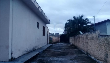 Casa à venda com 2 quartos em Caxangá, Suzano, SP