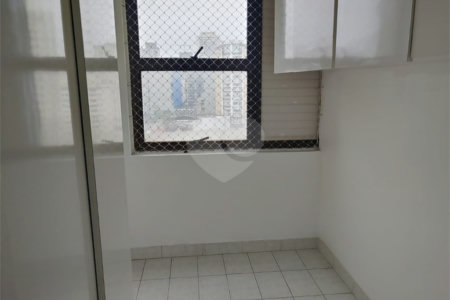 Apartamento à venda com 3 quartos, sendo 1 suíte, em Vila Mariana, São Paulo, SP