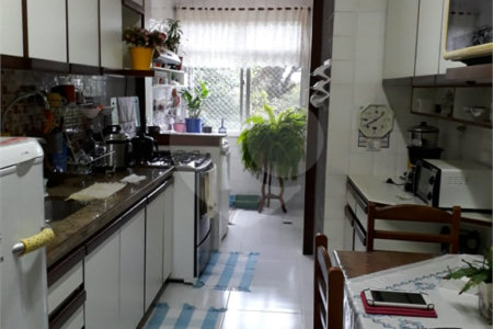 Apartamento à venda com 3 quartos, sendo 1 suíte, em Botafogo, Rio de Janeiro, RJ
