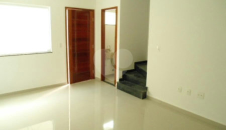 Casa à venda com 2 suítes em Santana, São Paulo, SP