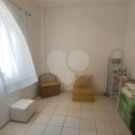 Casa à venda com 2 quartos no condomínio Karolyne, Votorantim - SP