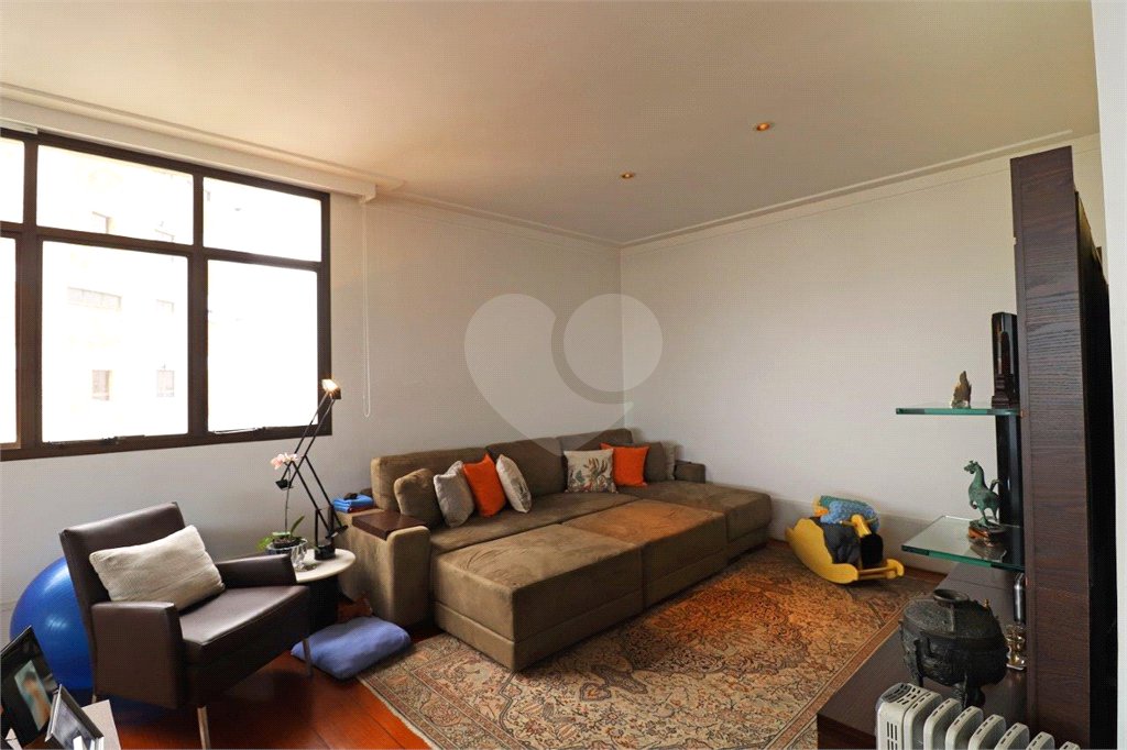 Apartamento à venda com 3 suítes em Vila Suzana, São Paulo, SP
