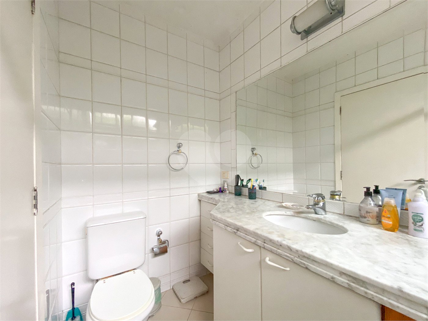Casa de Vila à venda com 5 quartos, sendo 4 suítes, em Chácara Santo Antônio, São Paulo, SP