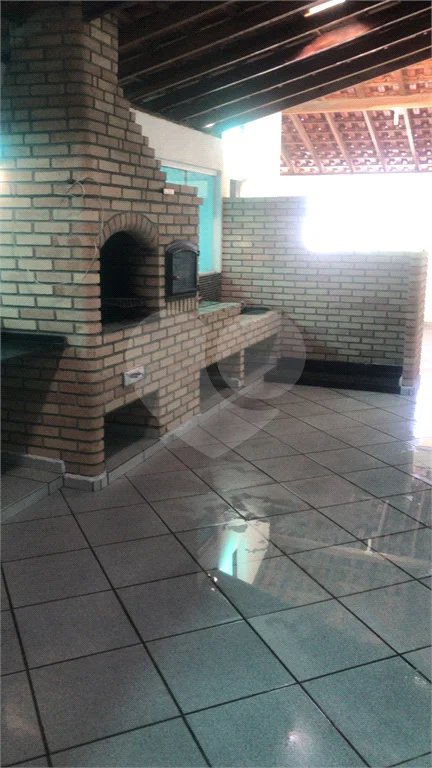 Sobrado à venda com 3 quartos, sendo 2 suítes, em Tremembé, São Paulo, SP