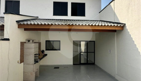 Sobrado à venda com 3 quartos, sendo 1 suíte,  em Jardim Esperança, Mogi das Cruzes, SP