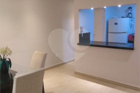 Apartamento à venda com 3 suítes em Pinheirinho, Vinhedo, SP