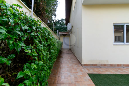 Casa à venda com 3 quartos, sendo 1 suíte,  em Vila Cordeiro, São Paulo, SP