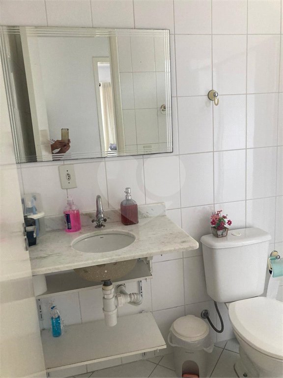 Apartamento à venda com 2 quartos, sendo 1 suíte,  em Jardim Flor da Montanha, Guarulhos, SP