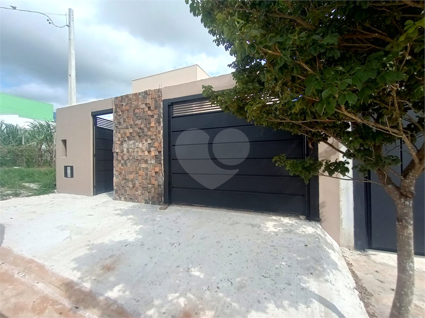 Casa à venda com 2 quartos, sendo 1 suíte, em Residencial Villaggio DI Capri, Itapetininga, SP