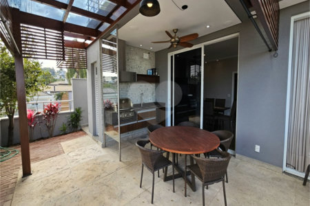 Casa à venda com 5 suítes no condomínio Jardim Vila Paradiso, Indaiatuba - SP