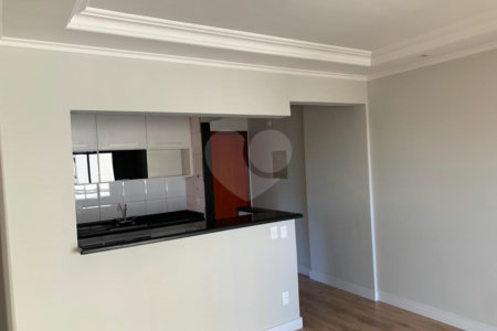Apartamento à venda com 3 quartos, sendo 1 suíte,  em Vila Andrade, São Paulo, SP