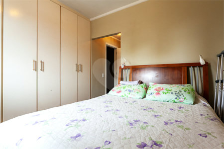 Apartamento à venda com 4 quartos, sendo 1 suíte, em Jardim Marajoara, São Paulo, SP