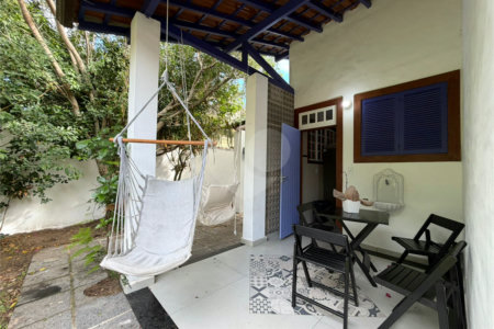 Casa à venda com 4 quartos, sendo 2 suítes, em Ogiva, Cabo Frio, RJ