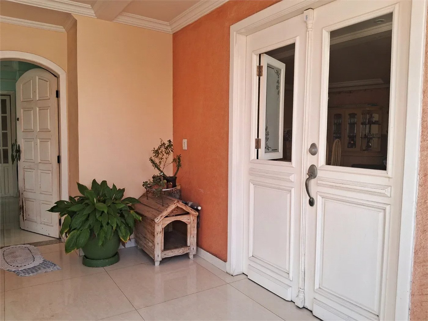 Casa à venda com 4 quartos, sendo 2 suítes, em Vila Indiana, São Paulo, SP