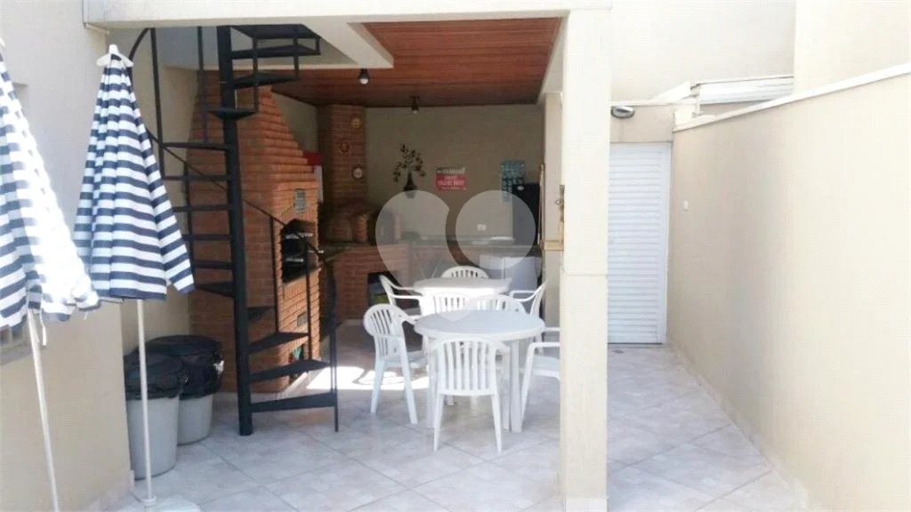 Lindo Sobrado em Condomínio