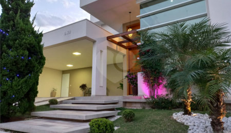 Casa à venda com 4 suítes no condomínio Damha I, São Carlos - SP