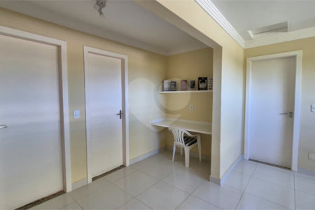 Casa à venda com 6 quartos, sendo 4 suítes, em Ferradura, Armação dos Búzios, RJ