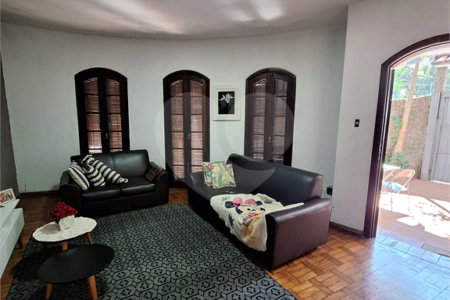 Casa à venda com 3 quartos, sendo 1 suíte, em Jardim Marisa, São Paulo, SP