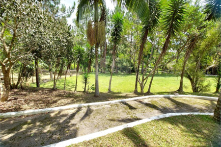 Casa à venda com 4 quartos, sendo 1 suíte, no Centro, Ibiúna, SP