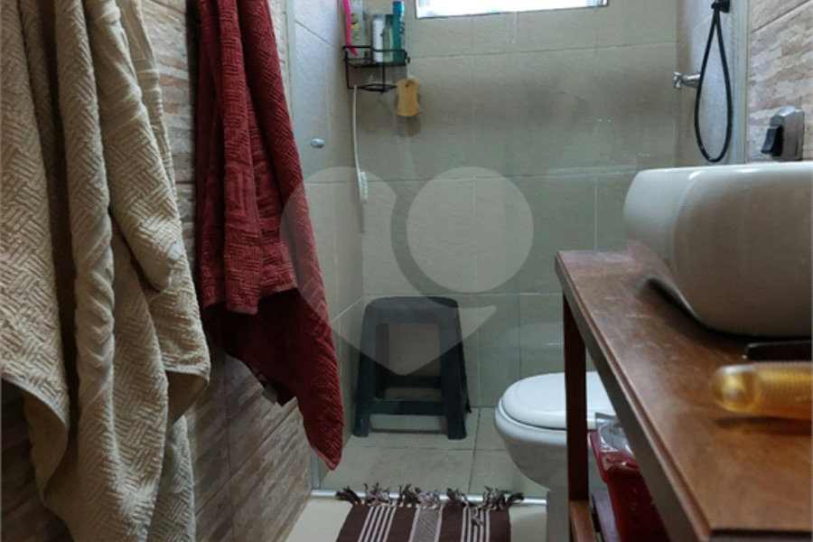 Sobrado à venda com 3 quartos, sendo 1 suíte,  em Horto Florestal, São Paulo, SP