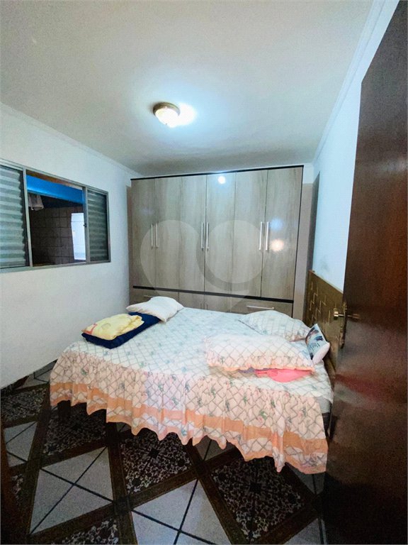 Sobrado à venda com 8 quartos em Jardim São Jorge (raposo Tavares), São Paulo, SP