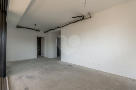 Apartamento à venda com 3 suítes em Pinheiros, São Paulo, SP