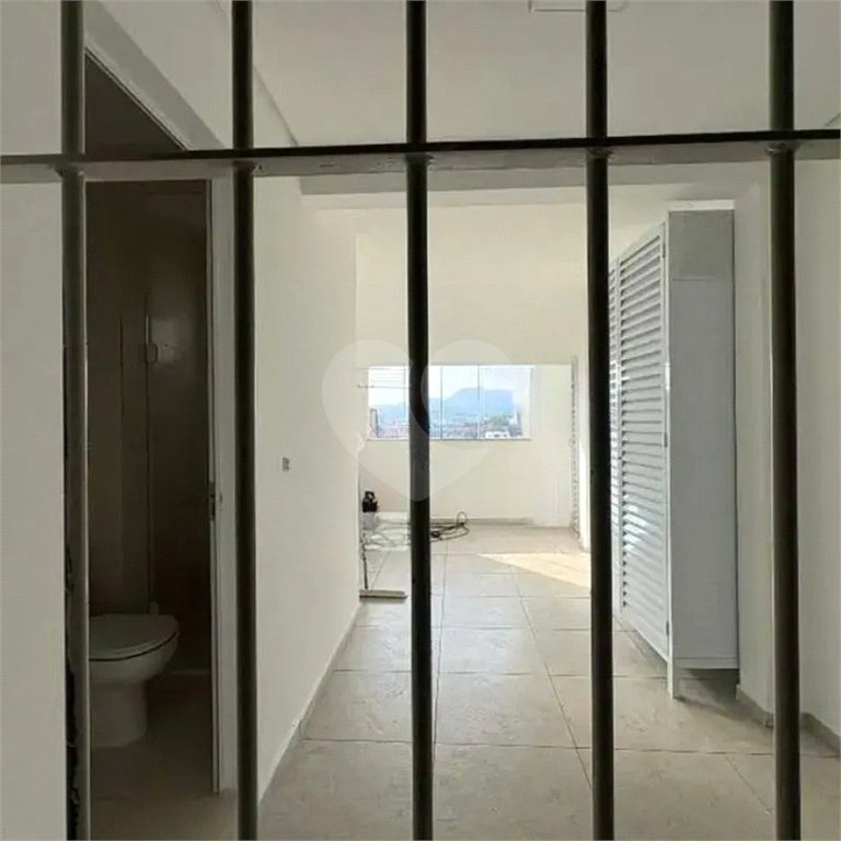 Casa à venda com 3 quartos em Vila dos Remédios, São Paulo, SP