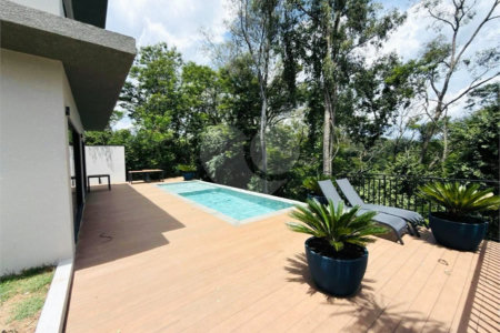 Casa à venda ou para alugar com 3 suítes em Caixa D´água, Vinhedo, SP