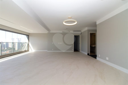 Apartamento à venda ou para alugar com 3 suítes em Jardim Morumbi, São Paulo, SP
