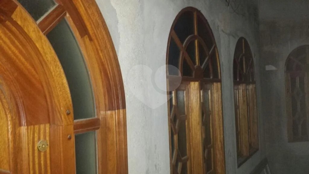Sobrado à venda com 5 quartos, sendo 3 suítes, em Tremembé, São Paulo, SP