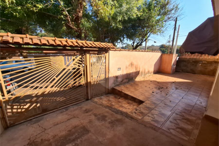 Casa à venda com 5 quartos, sendo 1 suíte, em Jardim Tamoio, Araraquara, SP