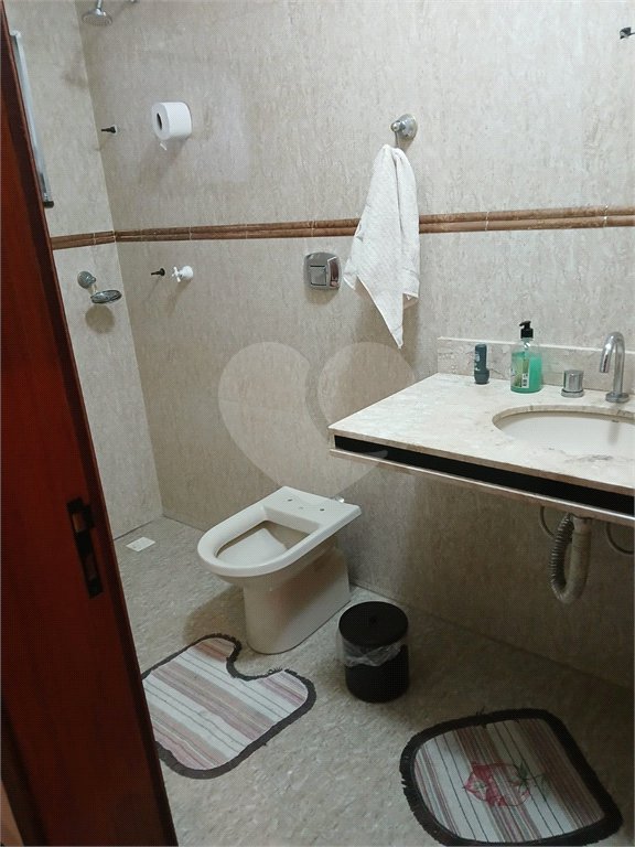 Casa à venda com 4 quartos, sendo 1 suíte, em Vila Romão, Salto, SP