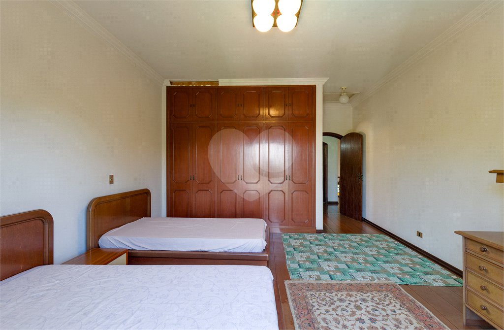 Casa à venda com 5 suítes no condomínio Chácara Flora, São Paulo - SP