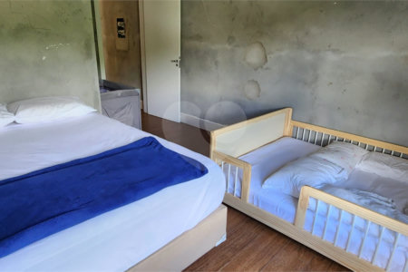 Casa à venda com 3 suítes no condomínio Residencial Jardim Primavera, Louveira - SP