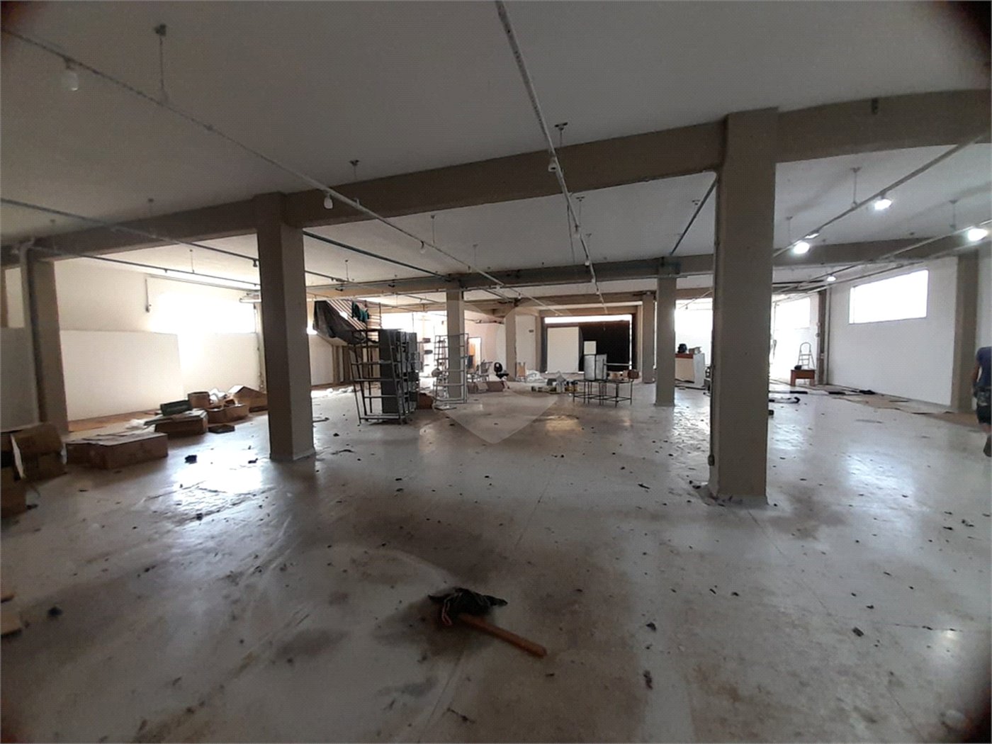 Galpão Industrial no Jardim Tangará - 1.714,91 m² de Área Útil