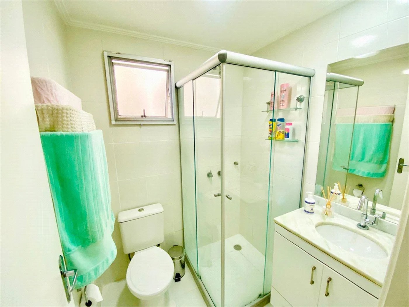 Apartamento à venda com 2 quartos, sendo 1 suíte, em Água Branca, São Paulo, SP