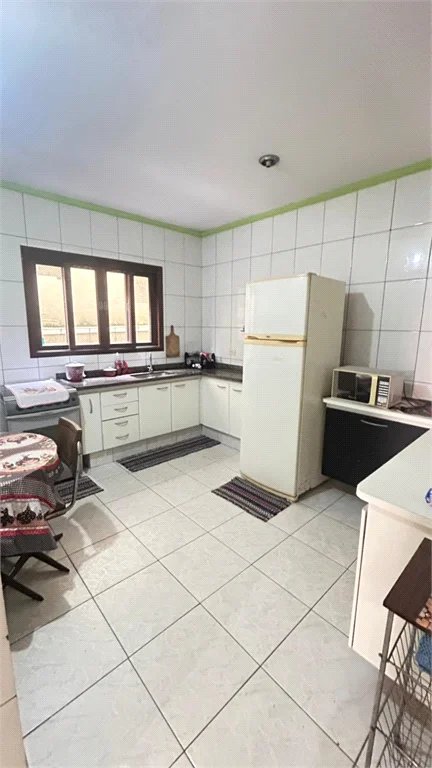 Sobrado à venda com 5 quartos em Pununduva, Cotia, SP